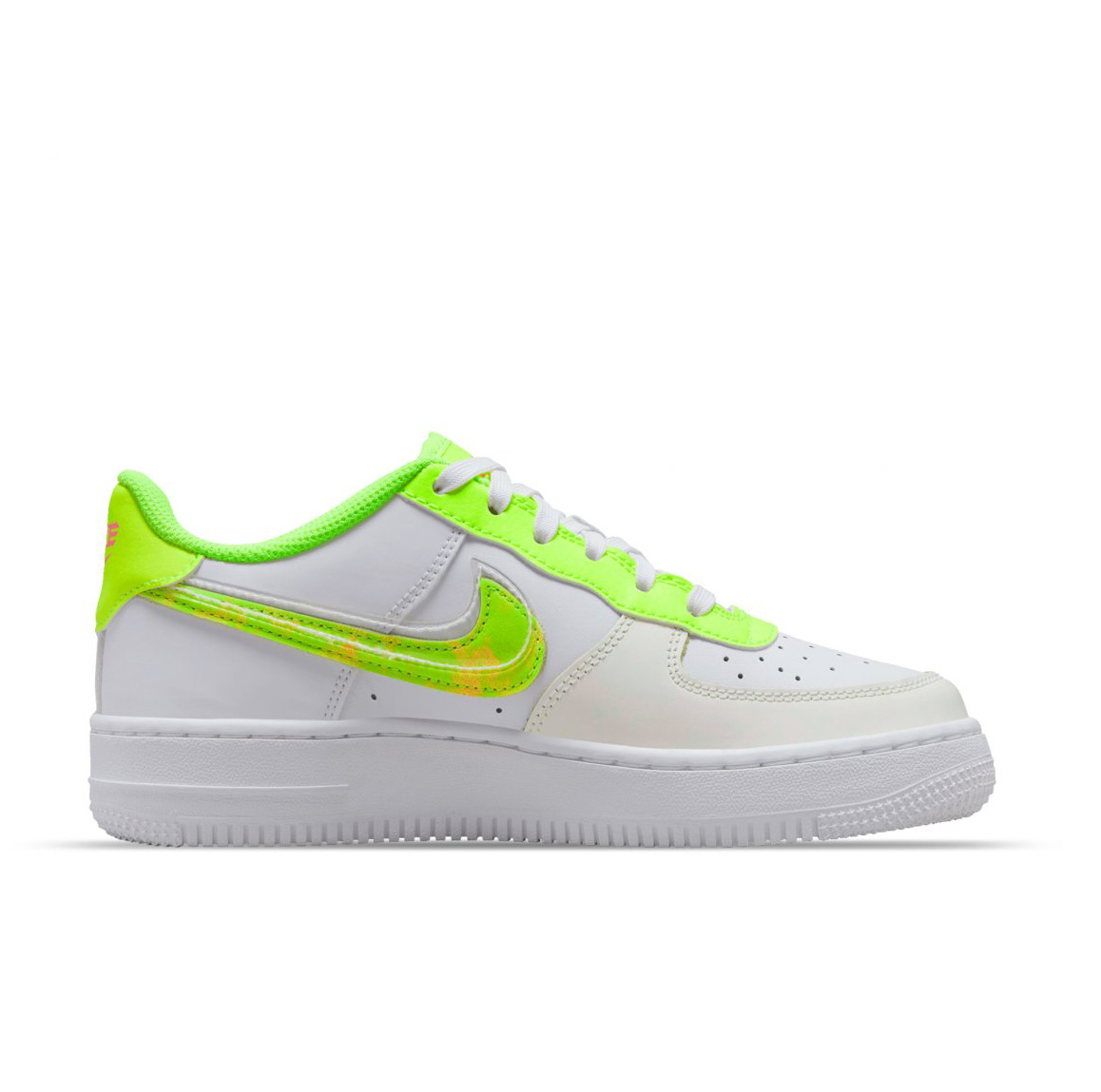 Кроссовки женские Nike Air Force DV1680-100
