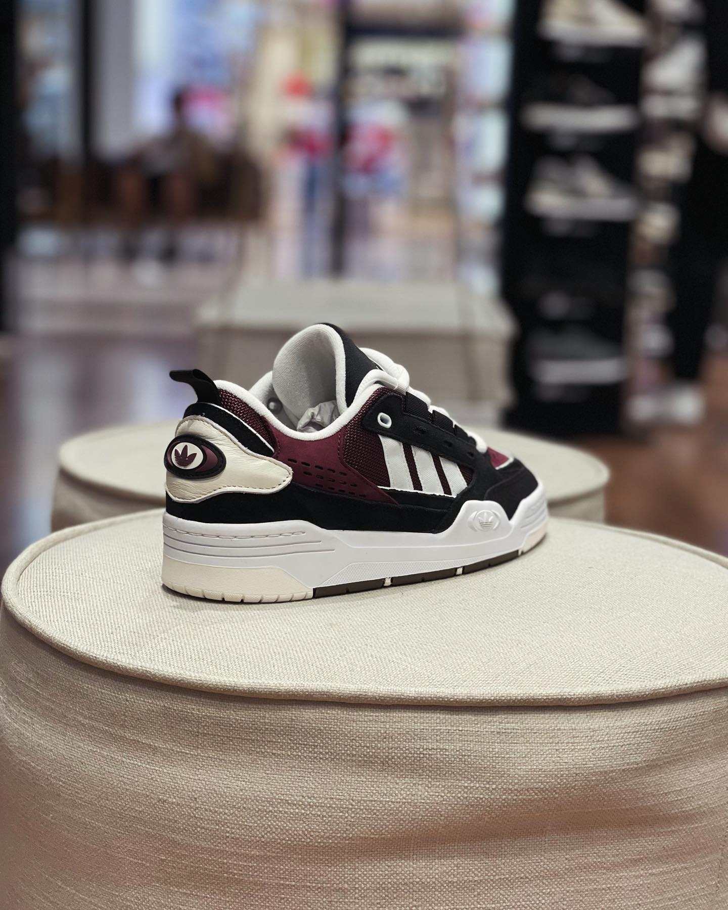 Кроссовки унисекс Adidas Adi2000 IF8821