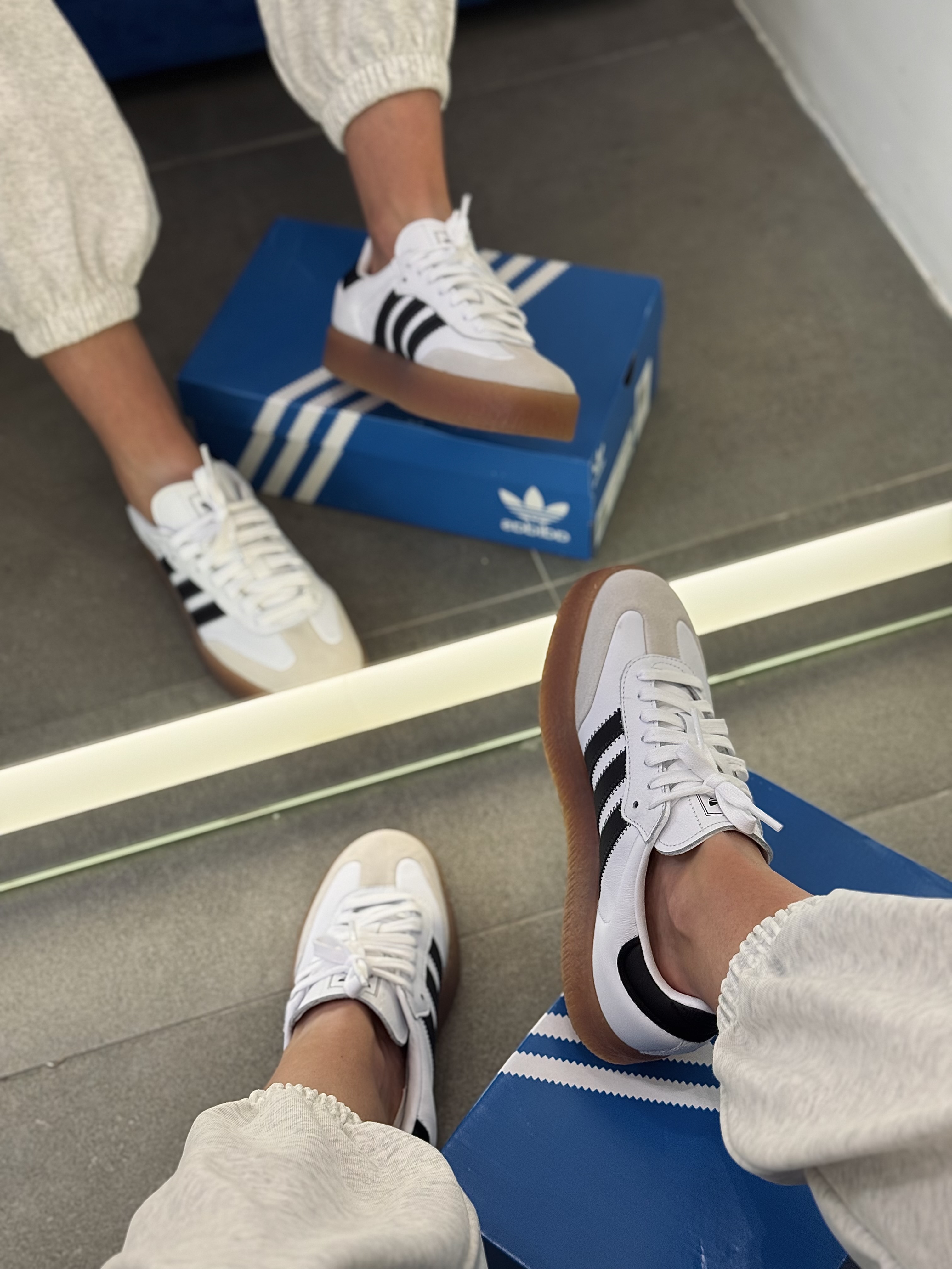 Кроссовки женские Adidas Sambae JI1349