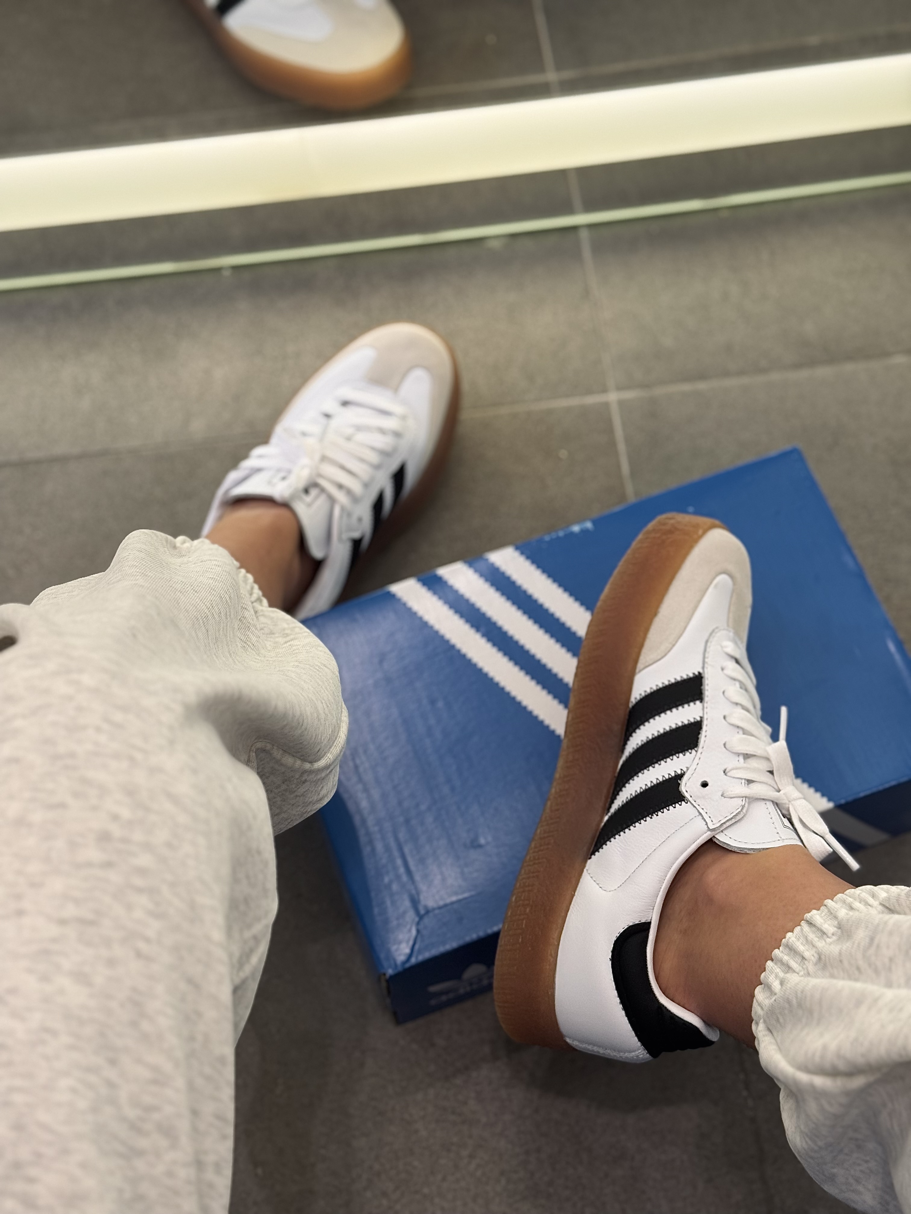 Кроссовки женские Adidas Sambae JI1349