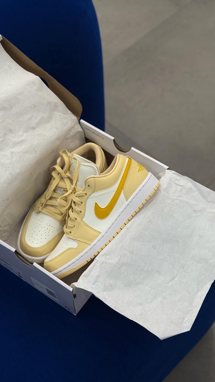 Кроссовки женские Nike Air Jordan 1 Low Pale Vanilla DC0774-170