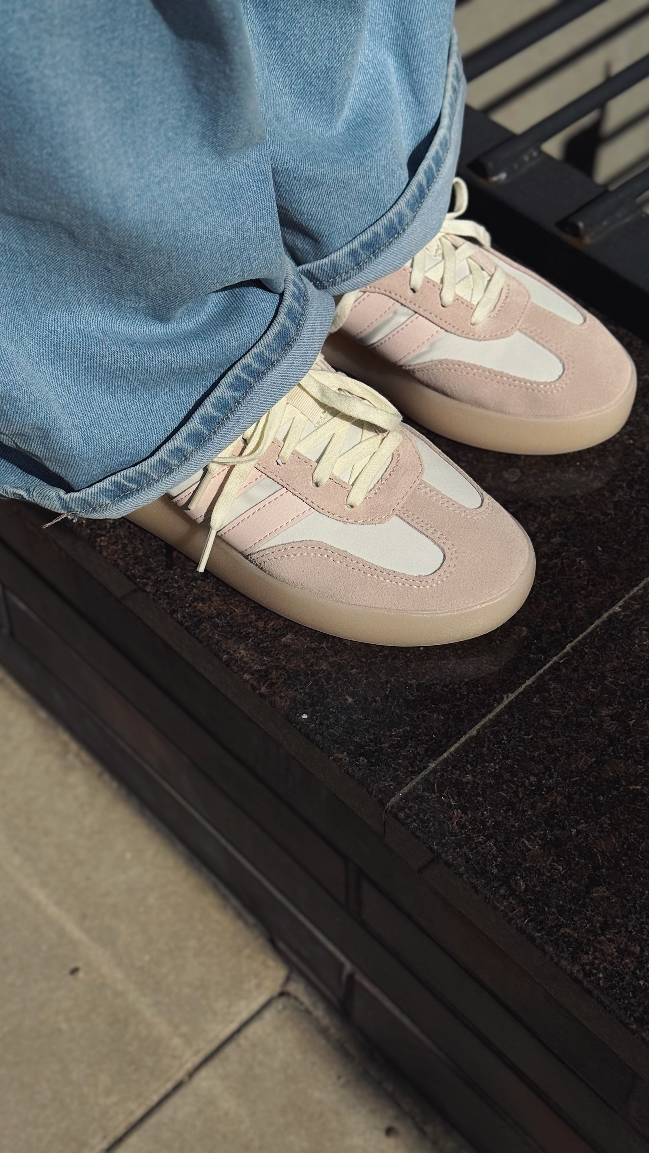 Кроссовки женские Adidas Barreda Decode JI2322