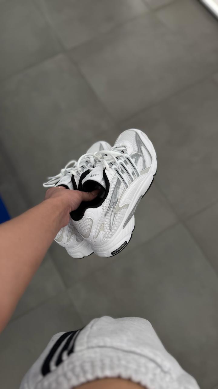 Кроссовки мужские Adidas Temper Run 2.0 IH0402