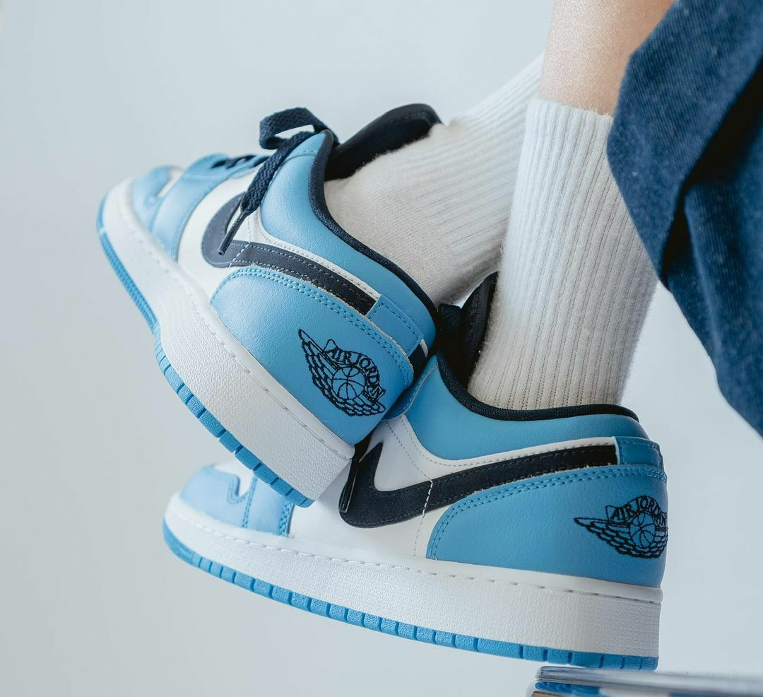 Кроссовки женские Nike Air Jordan 1 Low ‘UNC’ 553560-144
