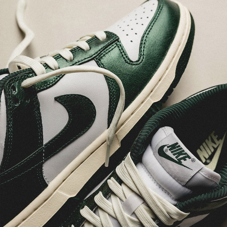 Кроссовки женские Nike Dunk Low  'Vintage Green' DQ8580-100
