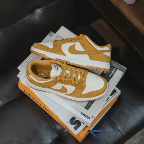 Кроссовки женские Nike Dunk Low “Flax Suede” HJ7673-100