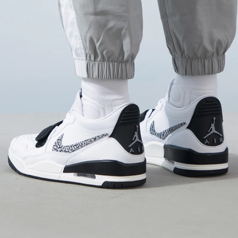 Кроссовки мужские Nike Air Jordan Legacy 312 Low CD7069-110