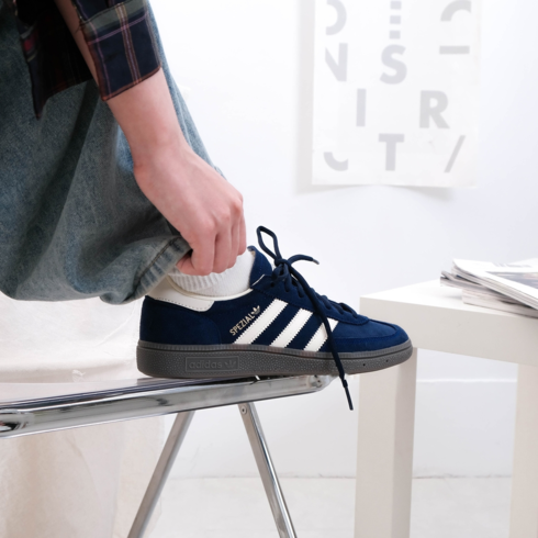 Кроссовки женские Adidas Handball Spezial IF7087