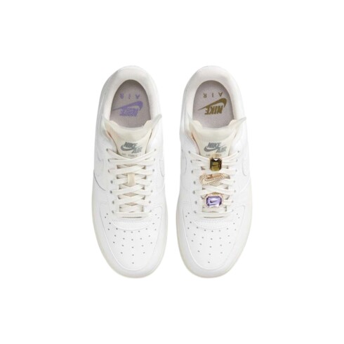 Кроссовки женские Nike Air Force 1 Low Premium 