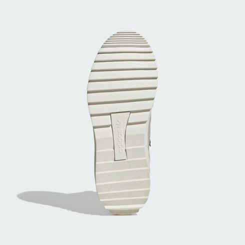 Кроссовки женские Adidas Superstar Winter Trek IG4316